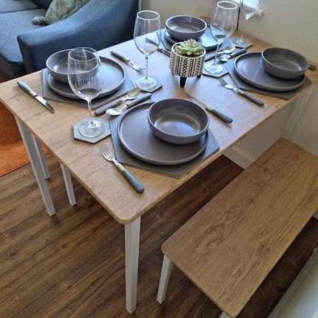 Lovely 2 Bedroom Serviced Apartment With Parking Mansfield Kültér fotó