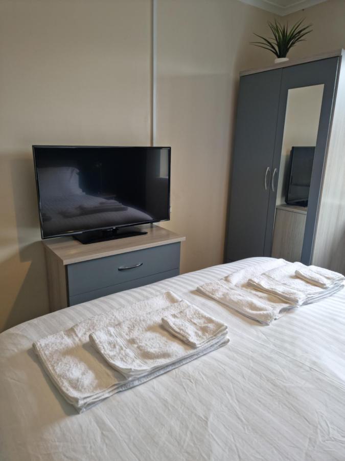 Lovely 2 Bedroom Serviced Apartment With Parking Mansfield Kültér fotó