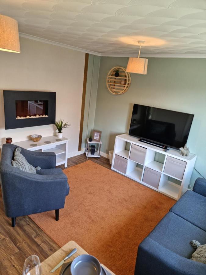 Lovely 2 Bedroom Serviced Apartment With Parking Mansfield Kültér fotó